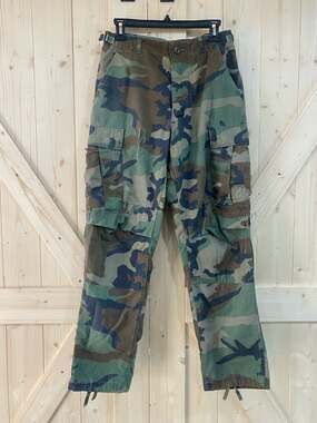 US Army Woodland Camouflage Combat Cargo Pants 30 x 30
